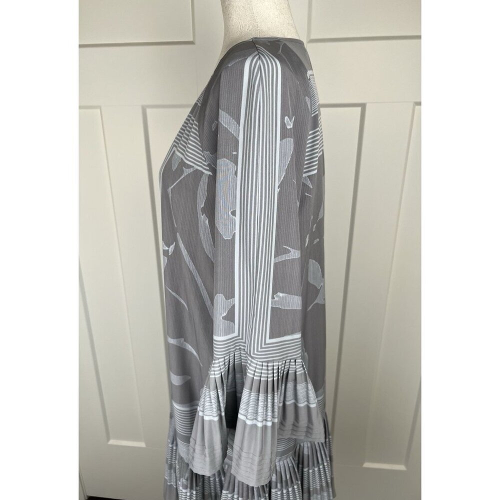 Halston Heritage Gray Graphic Stripe V-Neck Dress Bell Sleeves Pleated Hem Sz L - Picture 6 of 10